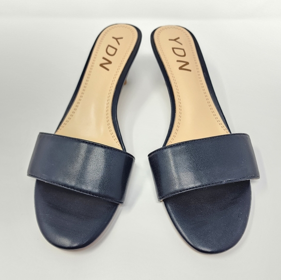 YDN Black Kitten Heels - Picture 3 of 10